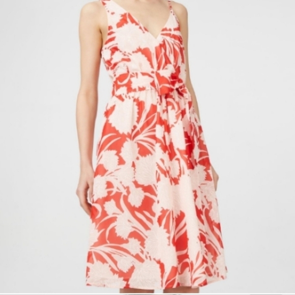 Club Monaco Nahala lightweight Wrap Floral Sleeveless Dress in Red and White 12 - Picture 3 of 10